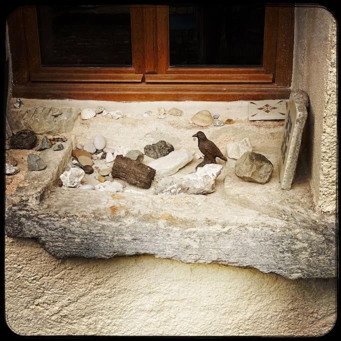 Le Prieure Du Vigeant Villa Le Vigeant Exteriör bild